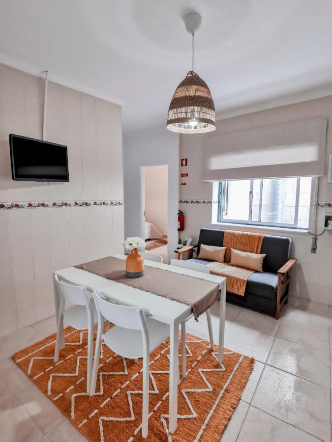 Cantinho Da Praia Apartments Nazaré Esterno foto